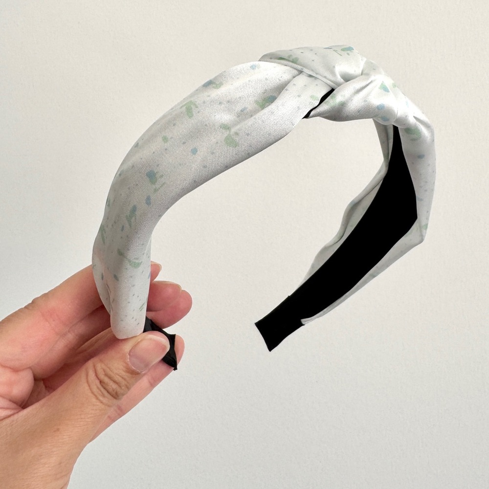 Fashion Top Knot Headband - NWOT - Picture 6 of 7